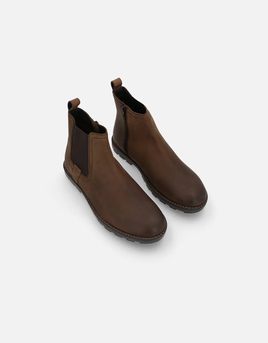 Amir Pull Up Boots in Vintage Brown