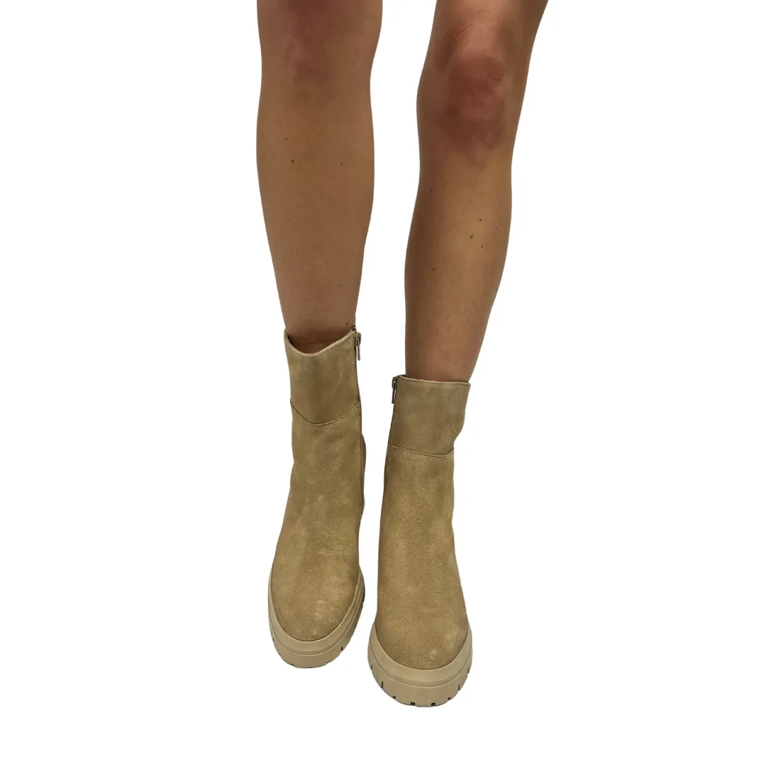 ANNINA in Sahara