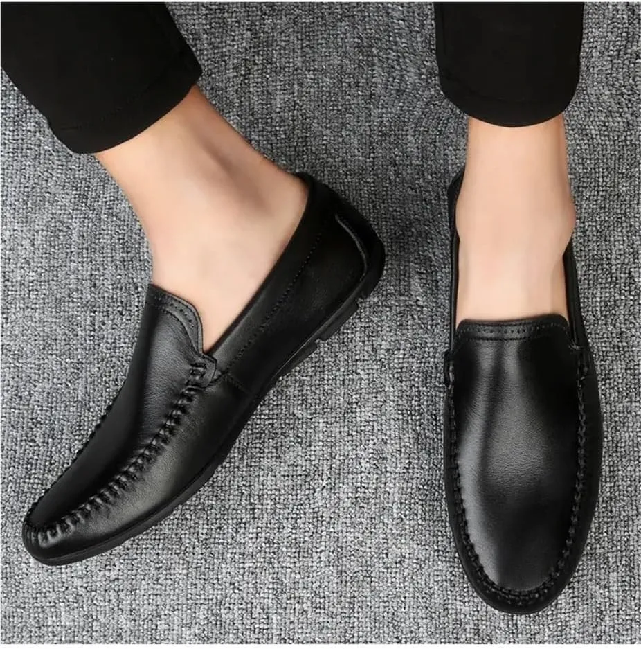 Anti-Slip Lightweight Loafers Round Toe Solid Color Leather Flat Heel Slip-On Boat Shoes