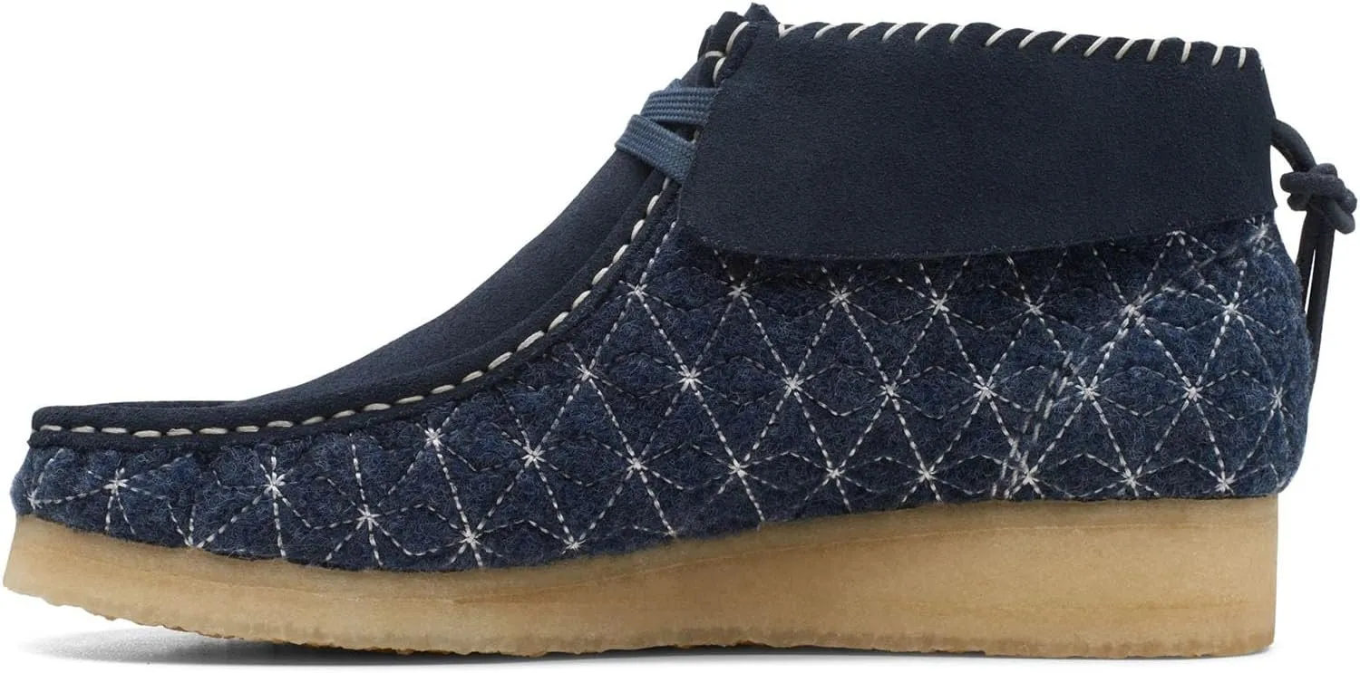 Clarks Wallabee Boot. Suede Bootie, 6.5