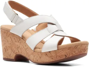 Clarks Women's Giselle Beach Wedge Sandal