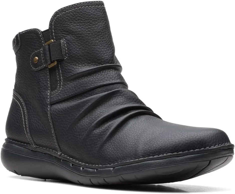 Clarks Women's Un Loop Top Ankle Boot