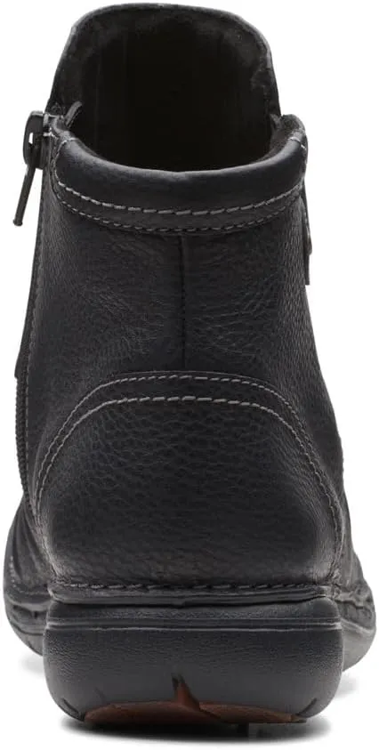 Clarks Women's Un Loop Top Ankle Boot