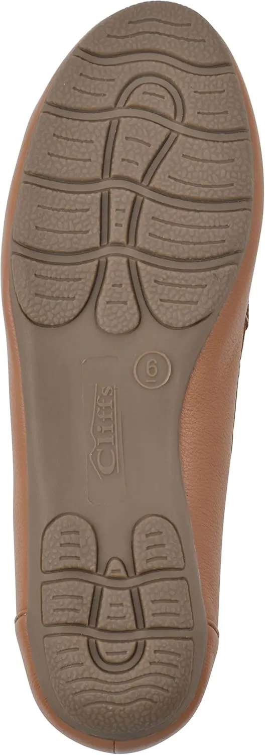 CLIFFS BY WHITE MOUNTAIN Women's Giver Cushioned Loafer Flat