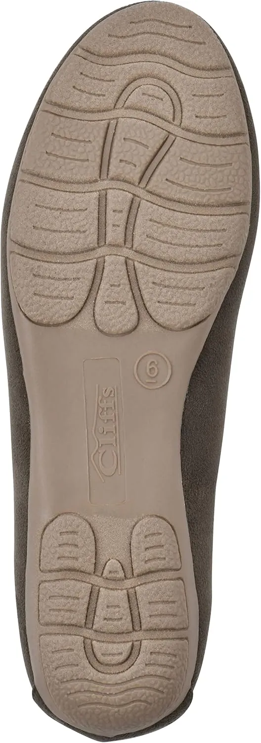CLIFFS BY WHITE MOUNTAIN Women's Gracefully Tailored Loafer Flat