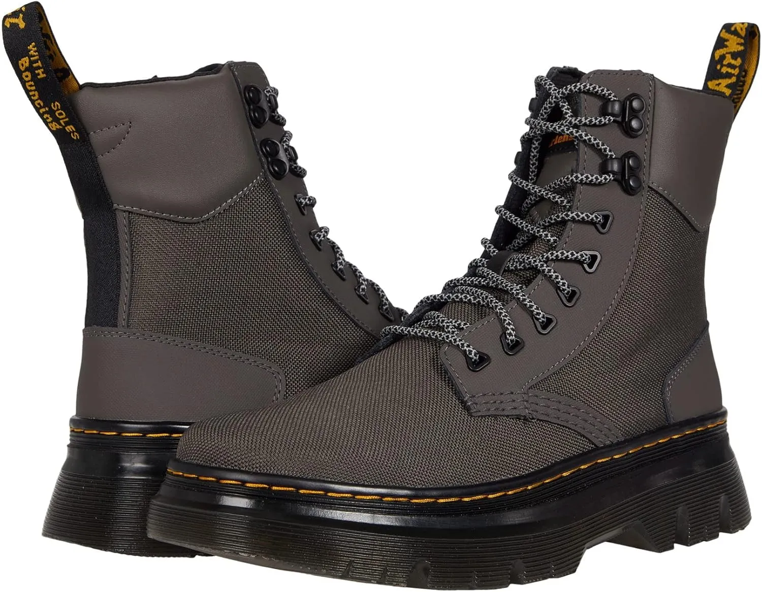 Dr. Martens Unisex-Adult Combat Boot