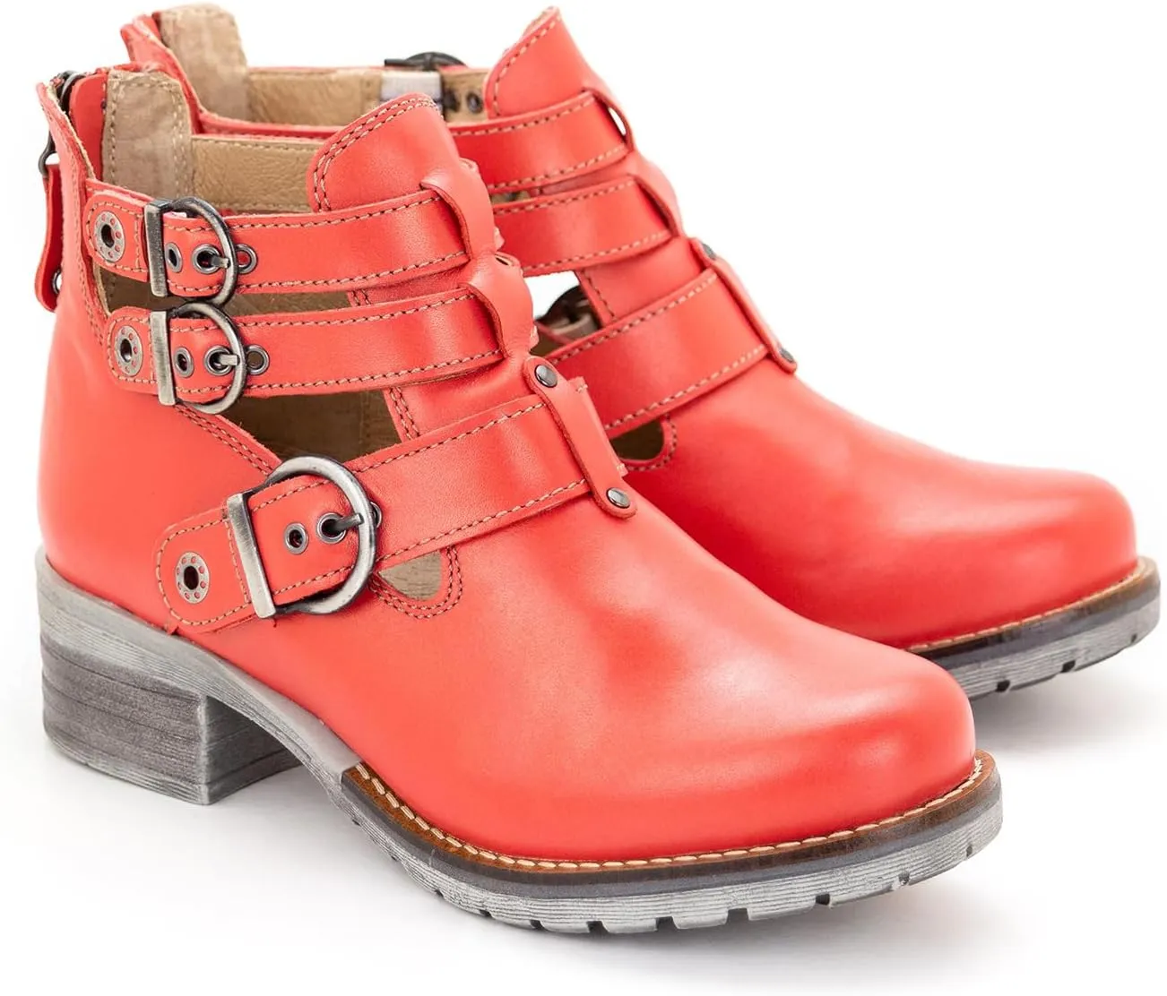 Dromedaris Women's Kelsy warm-weather ankle bootie - Removable footbeds