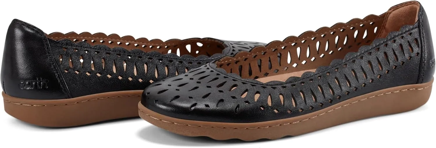 Earth Women's Luna Ballet Flat