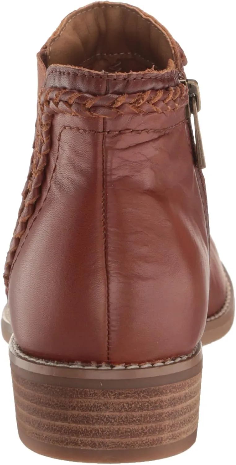Earth Women's Nika Ankle Boot