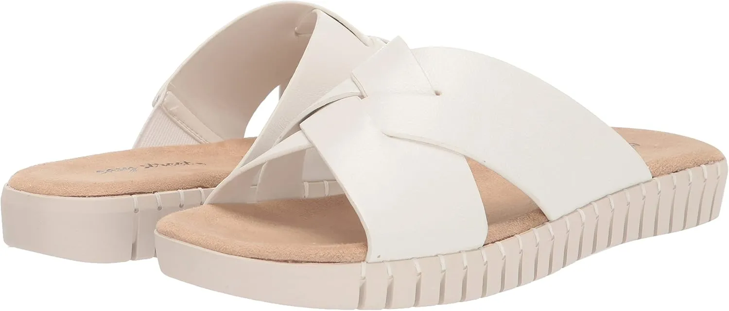 Easy Street Women's Brylee Flat Sandal Slide