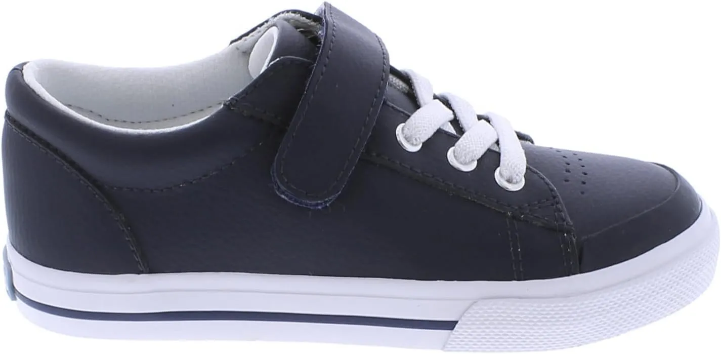 FOOTMATES Reese Leather Shoes for Boys and Girls with Custom-Fit Insoles, Slip-Resistant Rubber Outsole, and Breathable Lining - for Infants, Toddlers, and Little Kids