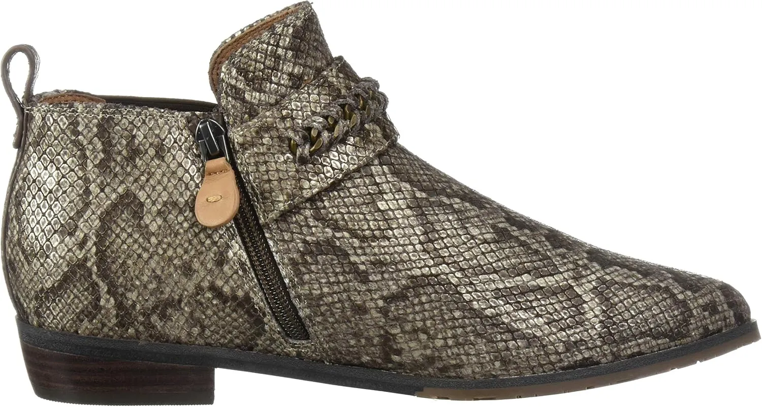 Gentle Souls by Kenneth Cole Women's Neptune Chain Bootie Ankle Boot