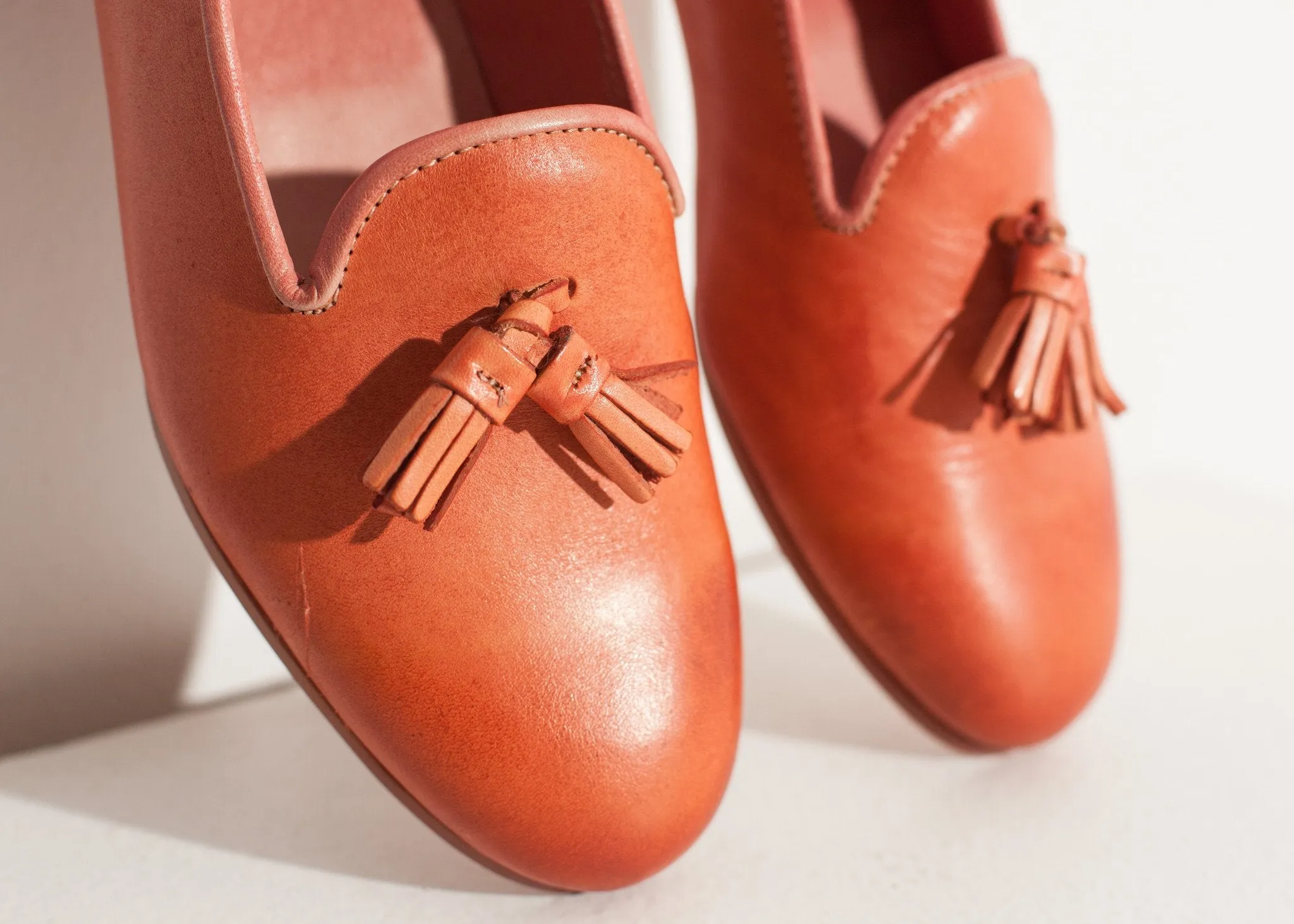 Leather Rose in Quick shipping Exclusive choices Loafer