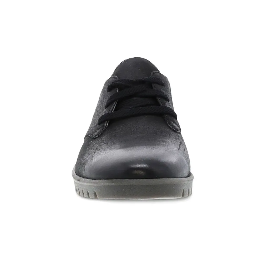 Libbie Leather Sneaker