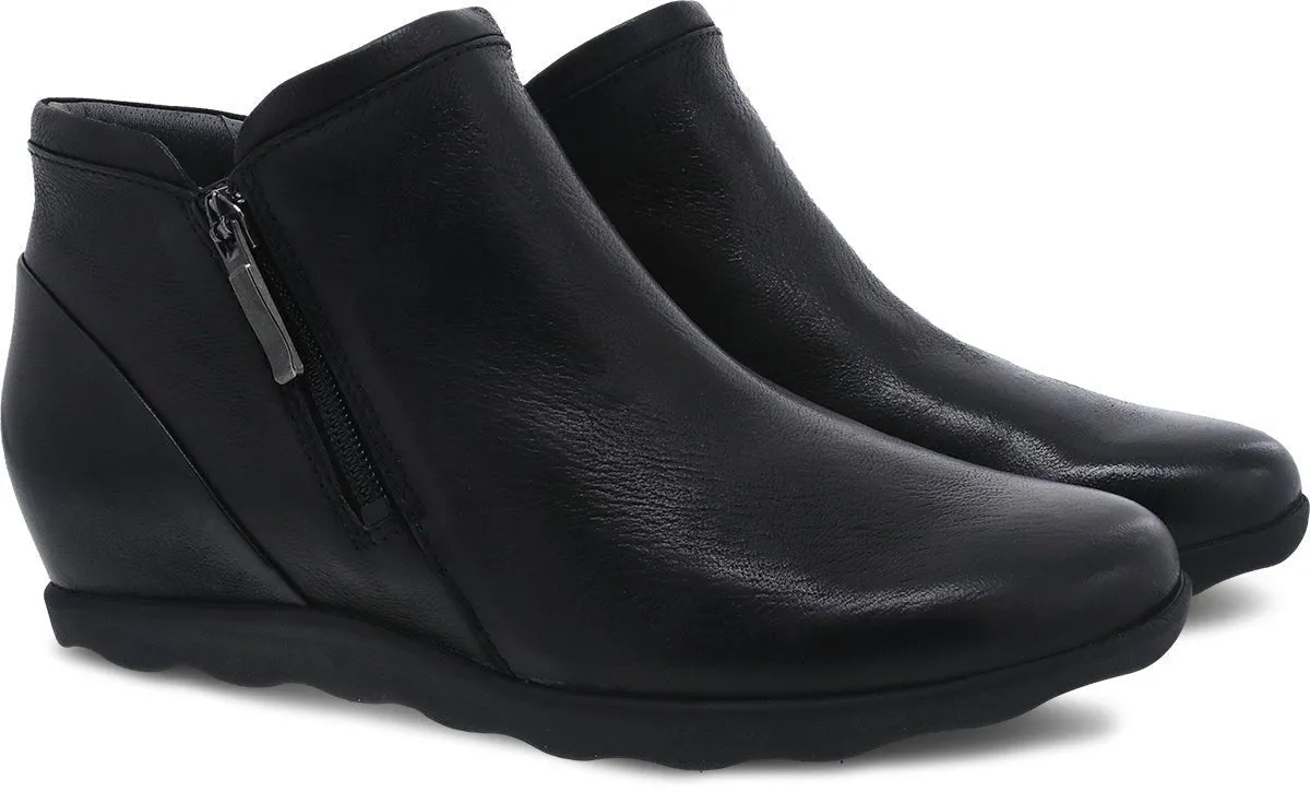 Miki | Burnished Nubuck | Black