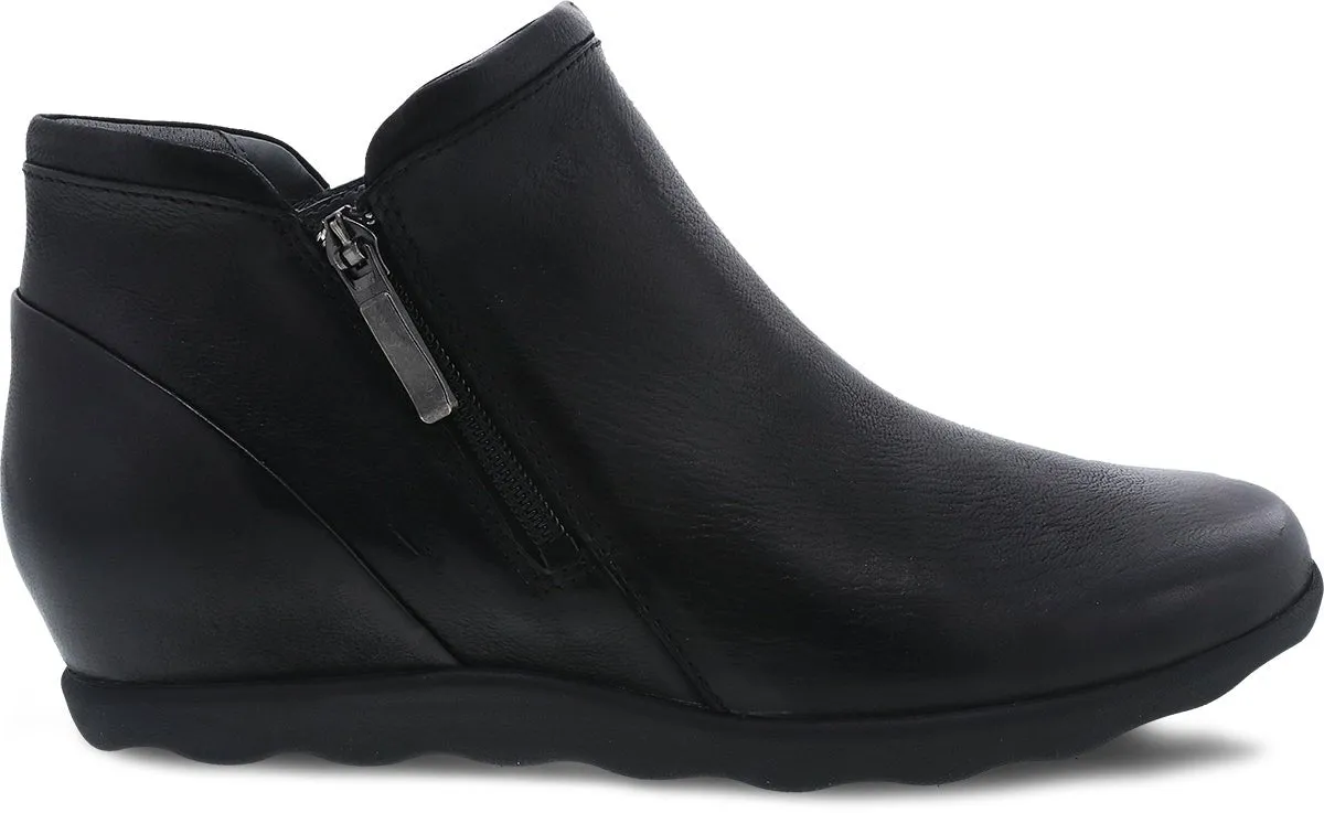 Miki | Burnished Nubuck | Black