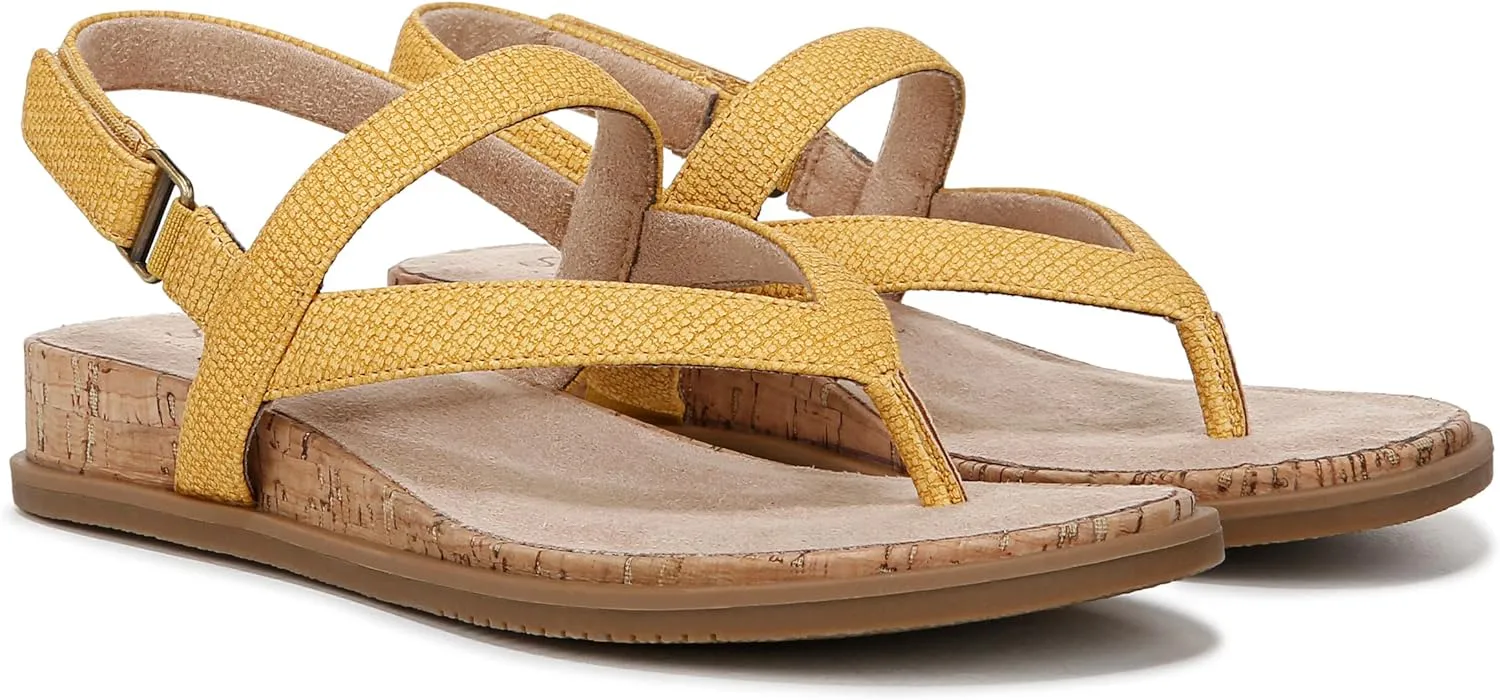 Naturalizer Women's Carolyn Flat Sandal
