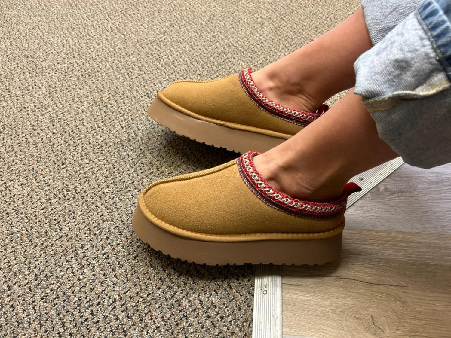 New Women's Slippers Slippers Platform Mini Boots Short Ankle Boot Fur Fleece Lined Sneakers House slippers Anti-Slip Boot For Indoors