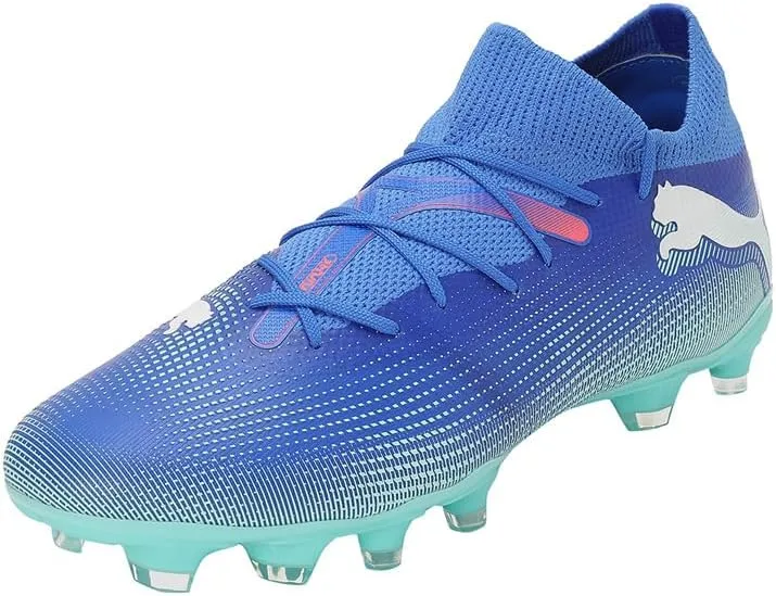 PUMA Women's Football Soccer Shoe