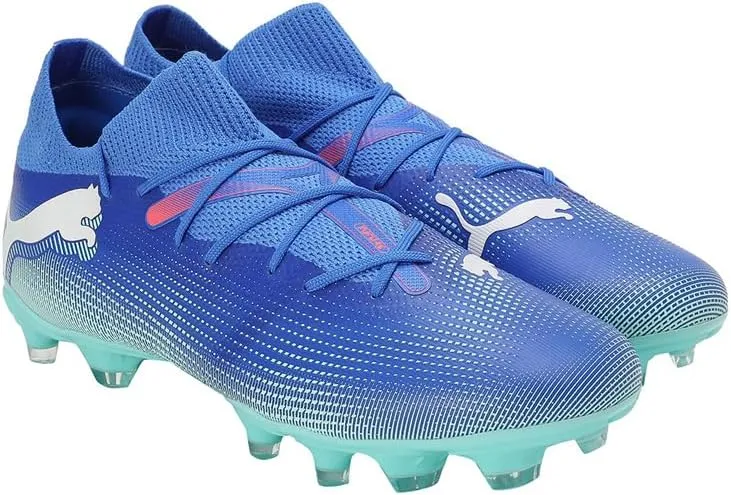 PUMA Women's Football Soccer Shoe