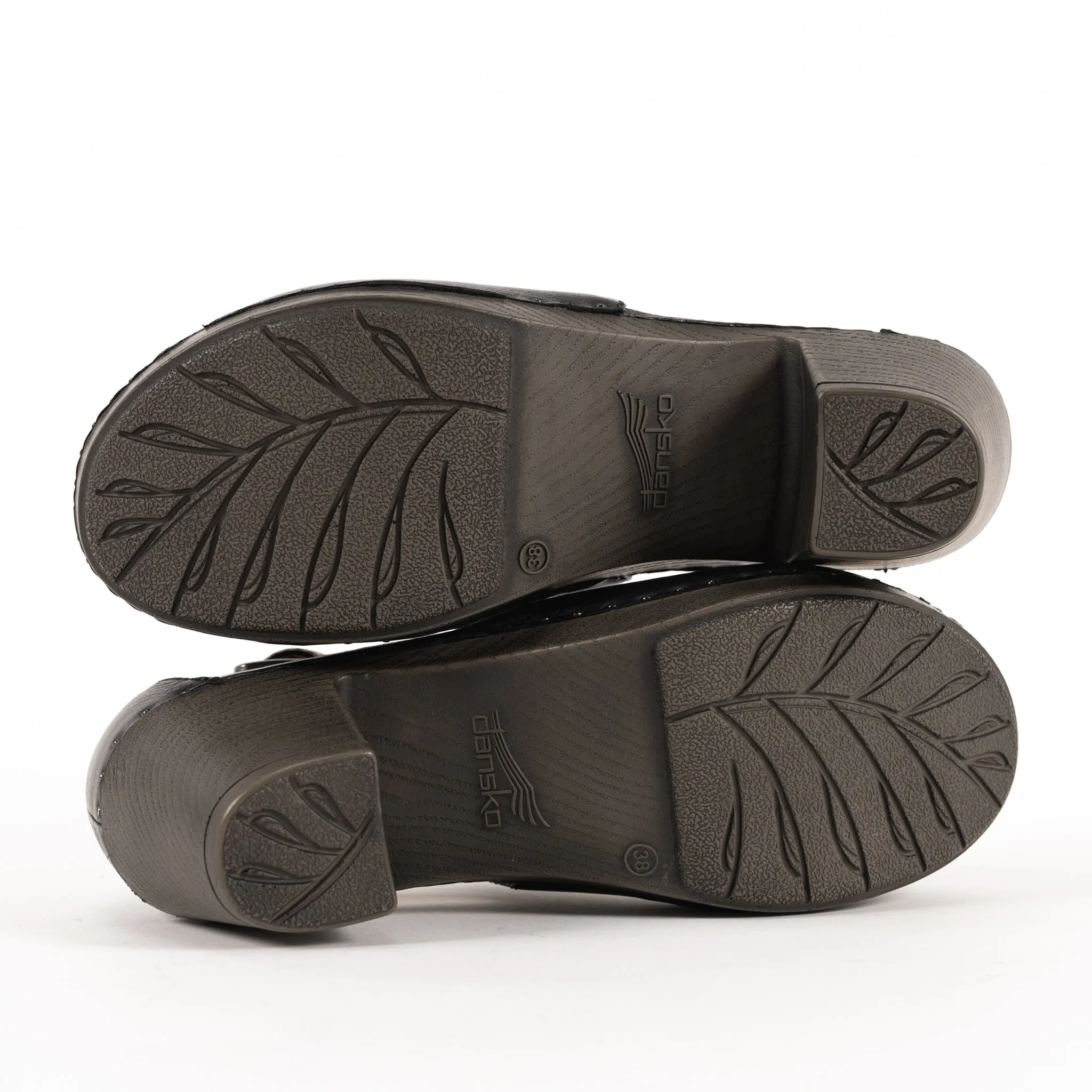 SASSY - BLACK - NUBUCK
