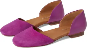 SoftWalk Women's Kamari Ballet Flat