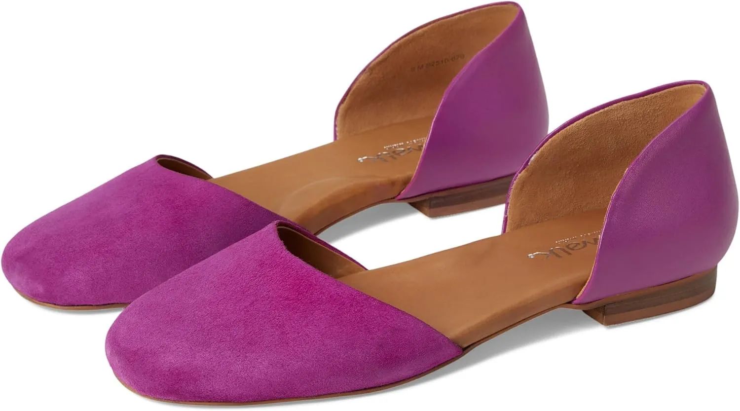 SoftWalk Women's Kamari Ballet Flat