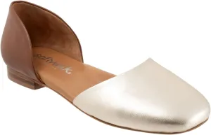 SoftWalk Women's Kamari Ballet Flat