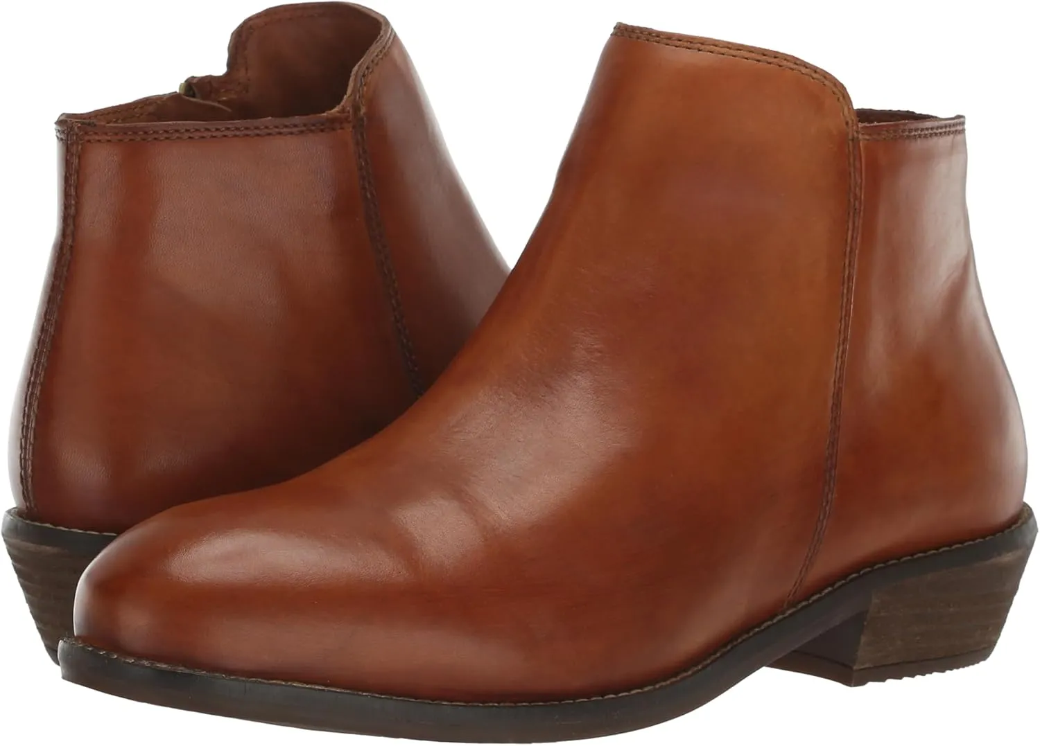 SoftWalk Women's Rocklin 2.0 Ankle Boot