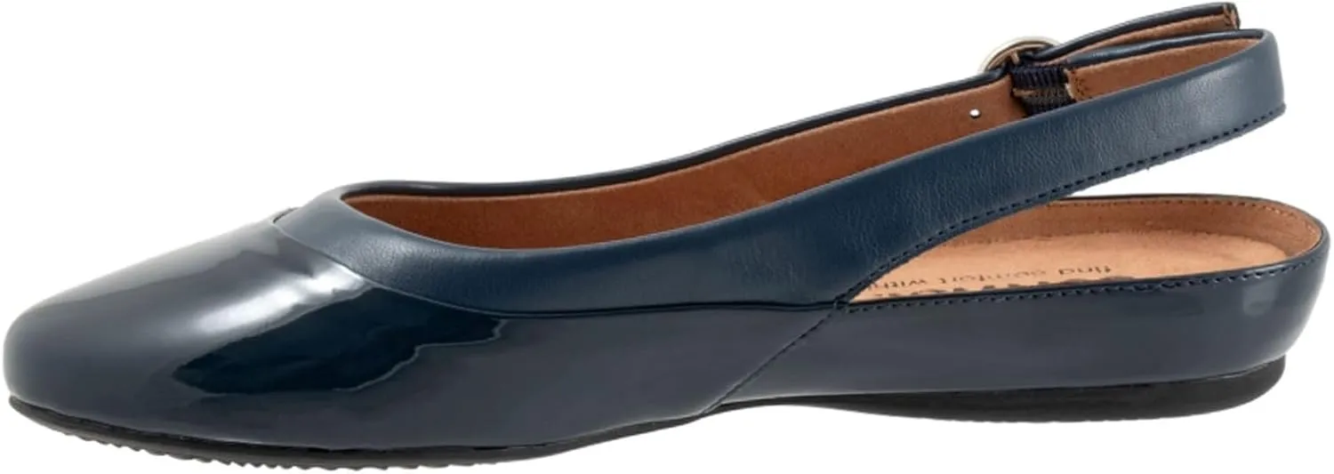 SoftWalk Women's Sheffield Ballet Flat