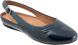 SoftWalk Women's Sheffield Ballet Flat