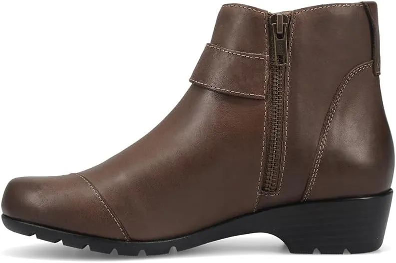 Taos Footwear Women's Gazette Ankle Boot