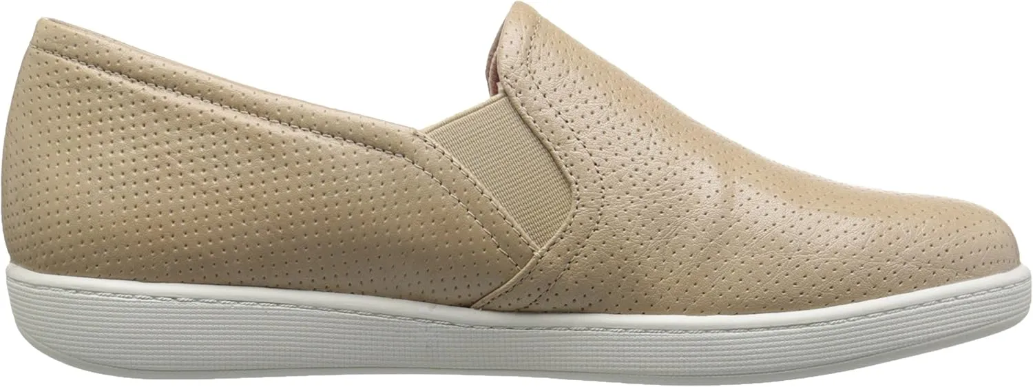Trotters Women's Americana Flat