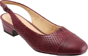 Trotters Women's DEA Ballet Flat