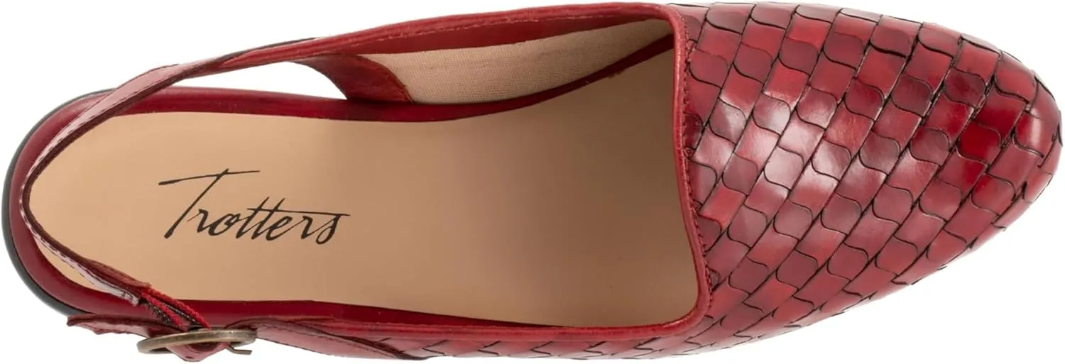 Trotters Women's Lea Loafer Flat
