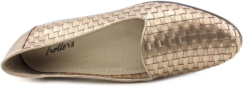 Trotters Women's Liz Flat