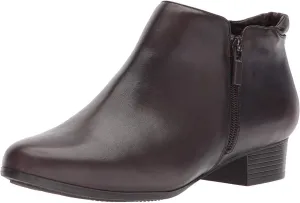 Trotters Women's Major Ankle Boot