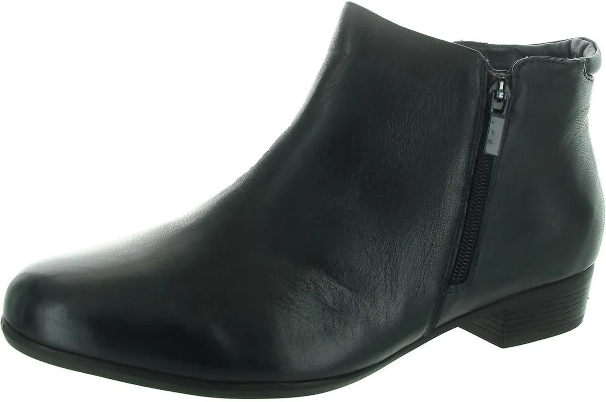 Trotters Women's Major Ankle Boot