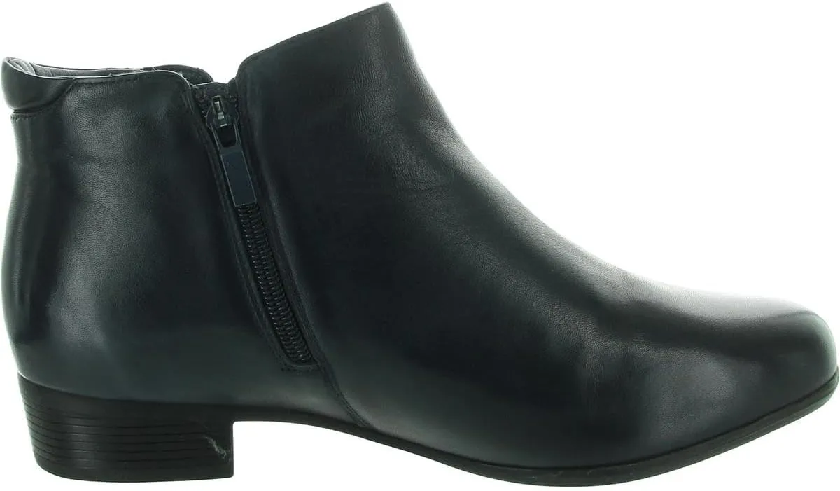 Trotters Women's Major Ankle Boot