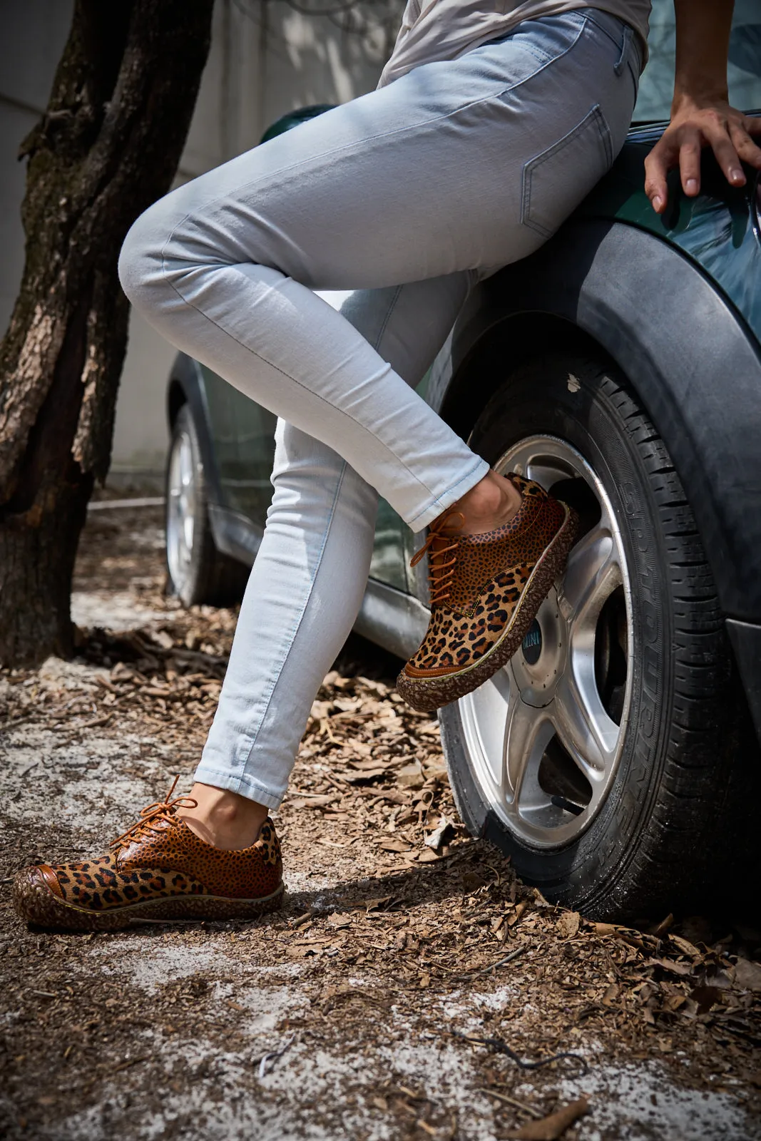 Vicconfy | Justeena Animal Pattern Leather Outdoor Sneaker