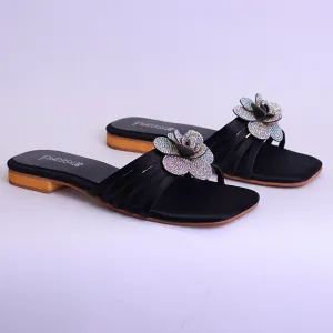 WOMEN FLOWER FLAT