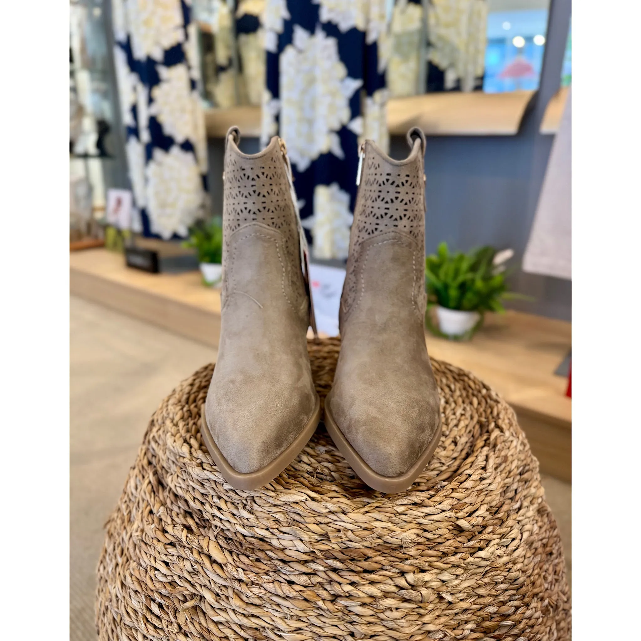 XTI Taupe Boot